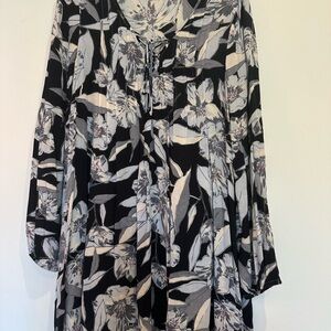 Billabong Black and White Floral Dress